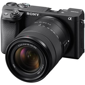 Sony A-6400 (ILCE-6400MB) + 18-135mm F/3.5-5.6 OSS